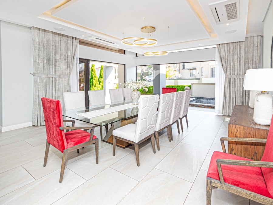6 Bedroom Property for Sale in Birdwood Estate North West